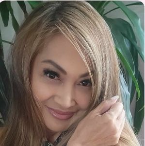 Meet your Posher, Marilyn